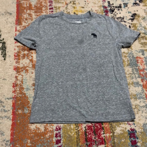 abercrombie kids Other - 🧜🏼‍♀️3 for $15 item!🧜🏼‍♀️ Abercrombie kids tee